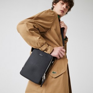 Bolsas Lacoste Masculino Pretas Chantaco Matte Stitched Leather Vertical Camera Bag DX5-55925L5