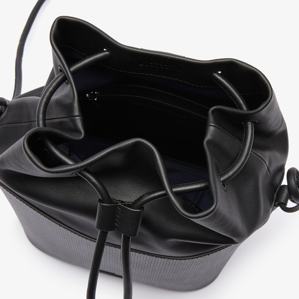 Bolsas Lacoste Feminino Pretas Chantaco Matte Piqué Leather Drawstring Bucket Bag UC8-36033Z3