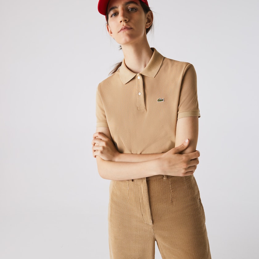 Camisa Polo Lacoste Feminino Bege Classic Fit Soft Cotton Petit Piqué NM5-47744T3