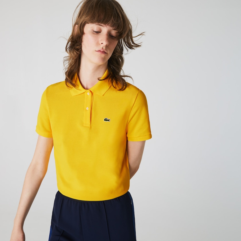 Camisa Polo Lacoste Feminino Amarelas Classic Fit Soft Cotton Petit Piqué JK9-31193S6